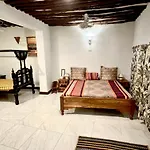 Sultan House